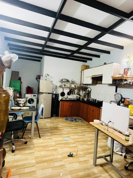 Bán nhà đường Số 44, Phước Long A, Q.9, TP HCM. DT 110 m2, 2 tầng, 2PN, SH. Giá 8.9 tỷ.