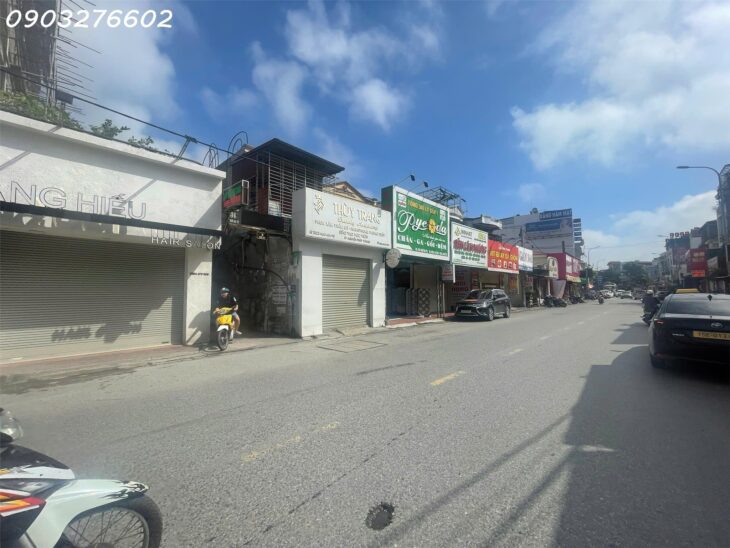 Bán nhà mặt đường tại Ngô Gia Tự, 198m2, Giá cực tốt chỉ 120 triệu/m2,