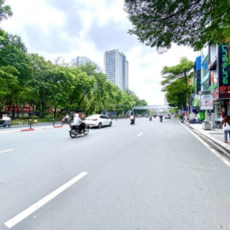 Bán nhà giá tốt MP Hồng Tiến-Long Biên-Hà Nội. Mặt tiền rộng, thang máy. Kinh doanh vô địch(29/9) Bán nhà giá tốt MP Hồng Tiến-Long Biên-Hà Nội. Mặt tiền rộng, thang máy. Kinh doanh vô địch(29/9)