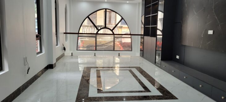 Bán nhà lô góc 55m² – 7 tầng thang máy – gara 2 ô tô tại Sài Đồng Giá từ 13,6 tỷ