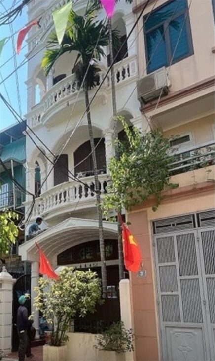 BOM TẤN THỤY PHƯƠNG – NHÀ CÓ SÂN CHƠI GẦN 1000M² – Ô TÔ ĐỖ, KINH DOANH DÒNG TIỀN 20TR/THÁNG