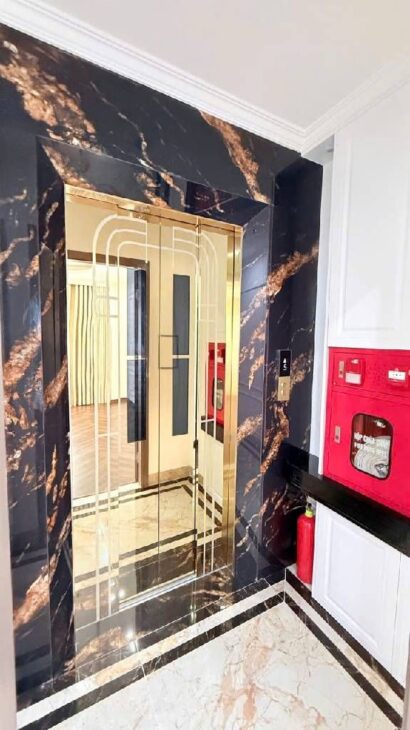 Hiếm- Bán nhà đẹp NGuyễn Văn Cừ- Gara- Thang Máy- Oto tránh- full NT 48m 7 tầng nhỉnh 16 tỷ(TL)