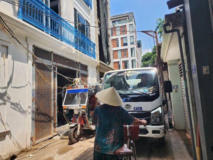 (Tin thật 100%) Bán chung cư mini 48,5m2 x 11P tại đường Bưởi – Ô tô vào nhà – Dòng tiền 1,1 tỷ/năm