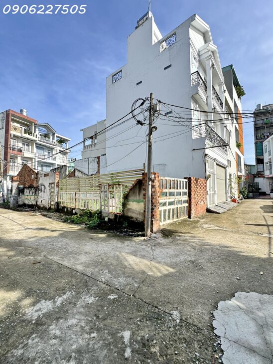 CHỦ GỬI “đất đẹp” 3 Mặt tiền Đường xe hơi thông, Bình Trưng, Q2cũ TP HCM!