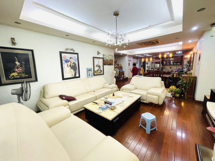 🔅 CĂN HỘ CHUNG CƯ 57 LÁNG HẠ, ĐỐNG ĐA 199M2 4PN+2WC, SĐCC, CHỈ 16.9 TỶ 🔅