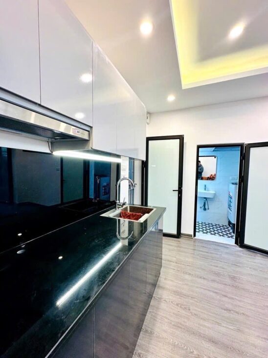 🔅 TẬP THỂ E3 NGÕ 6 PHƯƠNG MAI, ĐỐNG ĐA 48M2 2PN+VS, TẦNG 3 FULL ĐỒ, CHỈ 2.95 TỶ 🔅