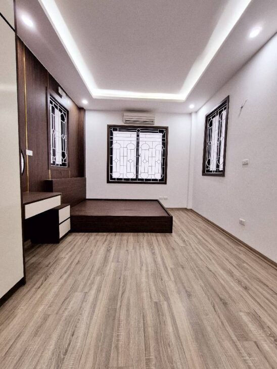 Bán nhà Trường Chinh, Đống Đa, 1 nhà ra ô tô, ngõ thông, 30m2, 7.7 tỷ(CTL)