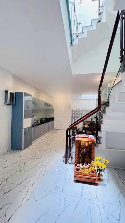 VIP P4 TÂN BÌNH – HOÀNG VĂN THỤ – GẦN SÂN BAY TSN – NHÀ 3 TẦNG BTCT – 73M² – NGANG