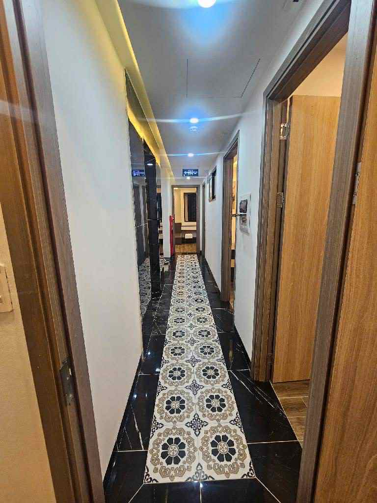 Chung cư mini Long Biên, 100m x 8 tầng, 26 phòng cao cấp khép kín, dòng tiền 130tr/tháng