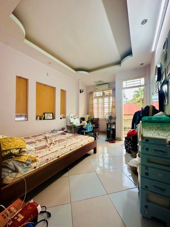 Bán nhà Kim Giang, Thanh Trì, Ô tô, nở hậu, 55m2, 10.2 tỷ(MTG)