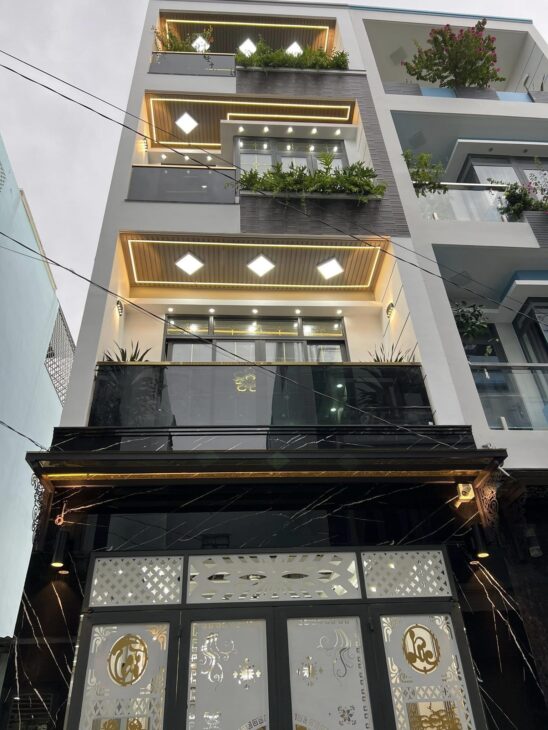 CỰC PHẨM LÔ GÓC BẮC TỪ LIÊM – OTO TRÁNH – MT 8M – GIỮA 4 ĐH LỚN!