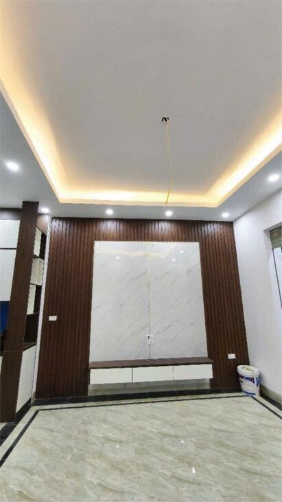 NHÀ MỚI ĐẸP – MẶT TIỀN TO – Ô TÔ CÁCH 50M – VỀ Ở NGAY.