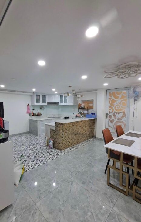 BÁN NHÀ 5 TẦNG NGUYỄN KIỆM GÒ VẤP, 120M², HẺM XE HƠI, NHÀ MỚI, CHỈ 12.99 TỶ TL