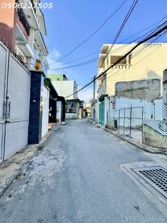 CHỦ GỬI “đất đẹp” 3 Mặt tiền Đường xe hơi thông, Bình Trưng, Q2cũ TP HCM!