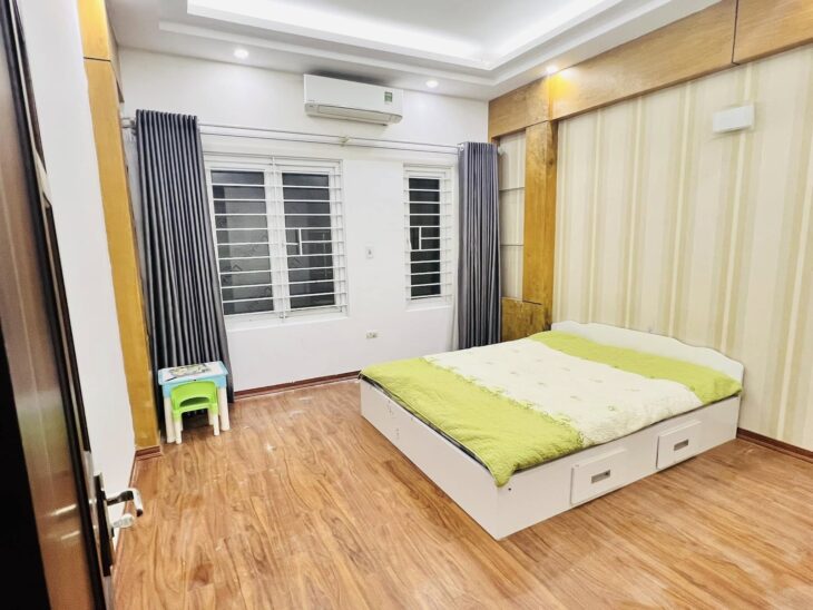 🌟 Nhà Mặt Phố Trần Đăng Ninh, 40m2 7 Tầng Thang Máy MT 3.6m, Ở và KD, Giá chỉ 26.3 Tỷ 🌟