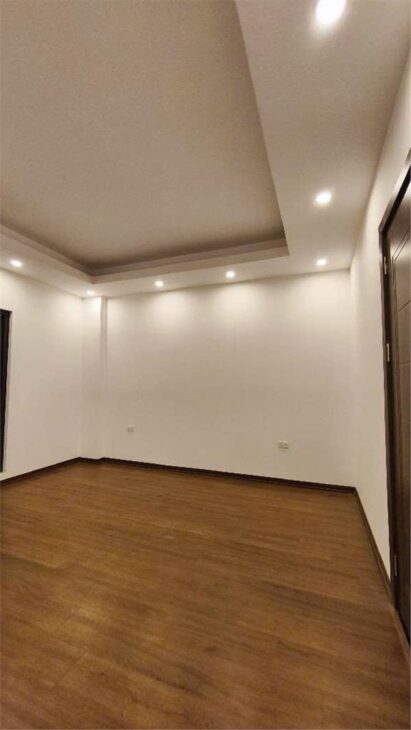 NHÀ MỚI ĐẸP – MẶT TIỀN TO – Ô TÔ CÁCH 50M – VỀ Ở NGAY.