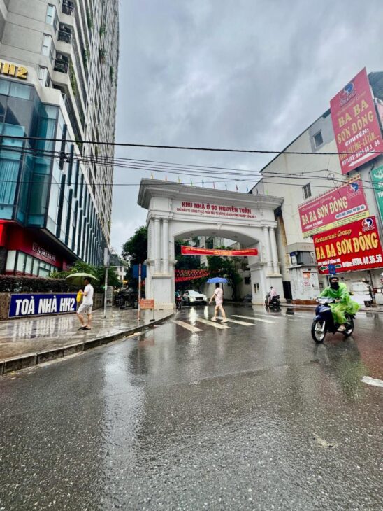 Tòa giáp 90 Nguyễn Tuân, 2 mặt thoáng, 3 xe con tránh, 60m, 18.9 Tỷ, 6 tầng thang máy