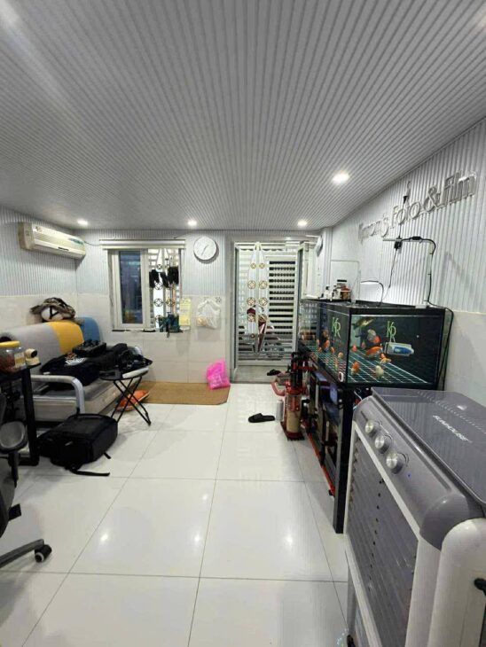 # Nhà Kiệt thông 2.5m -3m Phan Thanh, 33m2, 2 tầng, sạch sẽ, 2.6x tỷ