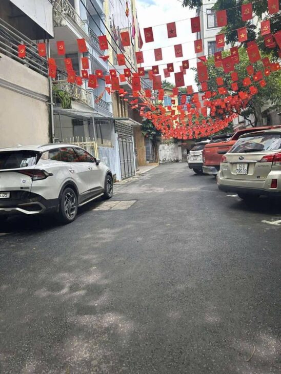 Rẻ nhất khu vực, bán nhà Đội Cấn ô tô vào nhà, 68m chỉ 17 tỷ