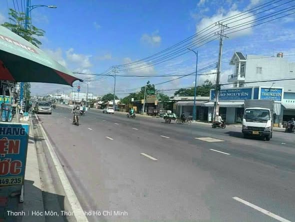 Bán nhà mặt tiền 9,5x25m giá 15,99 tỷ Đường Đặng Thúc Vịnh