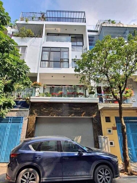 bên NGÕ PHẠM TUẤN TÀI – TO HƠN PHỐ – THANG MÁY – VỈA HÈ xe con hạn chế hoạt động – NGÕ THÔNG.