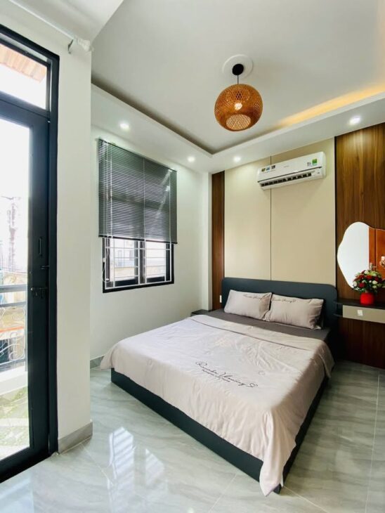 Nhà đẹp Hoàng Văn Thụ, Tân Bình – 73m² (4.5×17), 3 tầng, giá chỉ 9.9 tỷ.