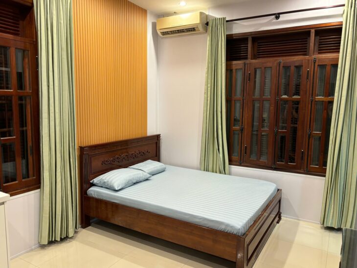 🌈 Cho thuê biệt thự nguyên căn ở kiệt Nguyễn Công Trứ, chỉ 6 phút đi bộ ra phố Tây Võ Thị Sáu.