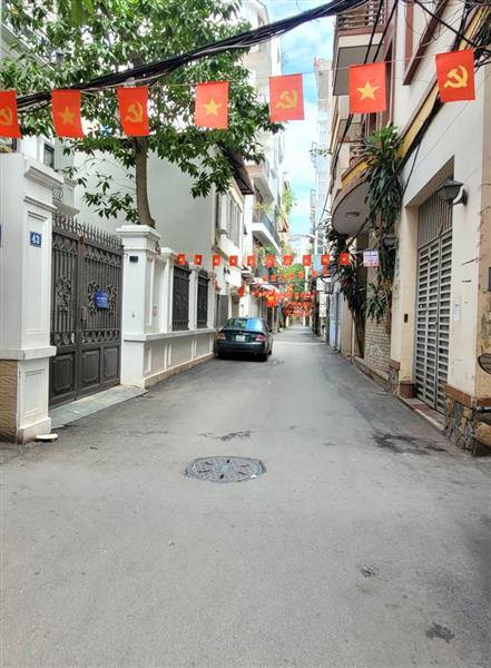 [Vị trí vàng] bán nhà Lạc Long Quân, 100m mặt tiền 9m nhỉnh 23 tỷ