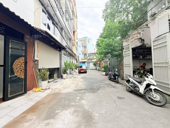 Nhà HXH Đường Phan Đăng Lưu Quận Phú Nhuận Phường 3 Cũ