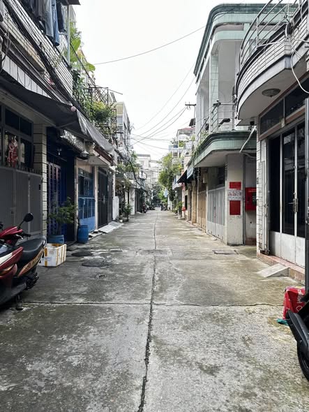 Nhà HXH Đường Cách Mạng Tháng 8 Quận Tân Bình Phường 7 Cũ. Nhà HXH Đường Cách Mạng Tháng 8 Quận Tân Bình Phường 7 Cũ.