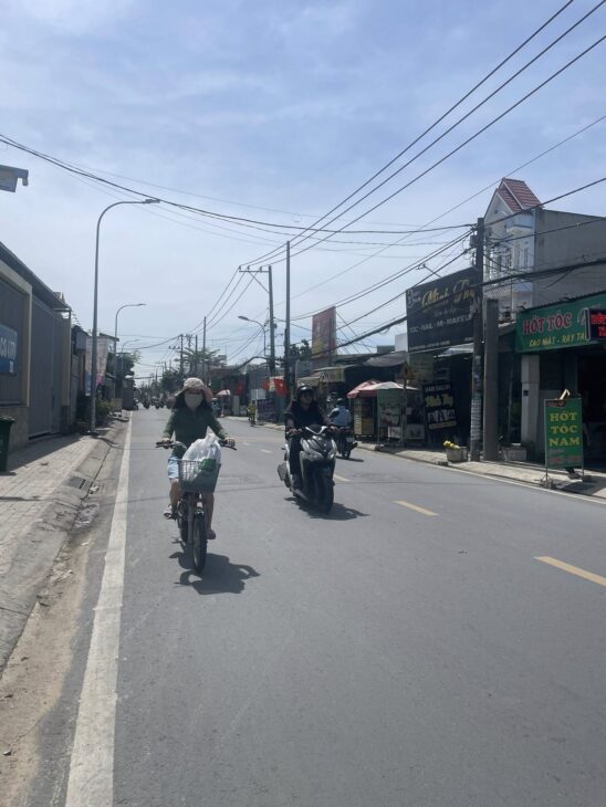 Bán nhà mặt tiền 8x25m giá 14 tỷ Đường Trịnh Thị Miếng