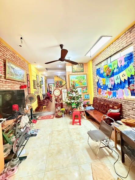 Nhà Mặt Tiền Đường Nhất Chi Mai Phường 13 Tân Bình Cũ. Nhà Mặt Tiền Đường Nhất Chi Mai Phường 13 Tân Bình Cũ.