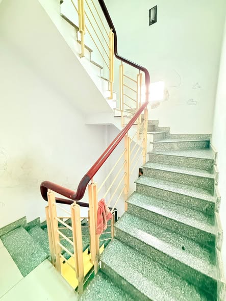 Nhà Mặt Tiền Đường Nhất Chi Mai Phường 13 Tân Bình Cũ.