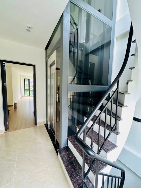 ????GIÁ TỐT????Mặt phố Trương Công Giai 40m 6T thang máy, KD khủng, 20 tỷ