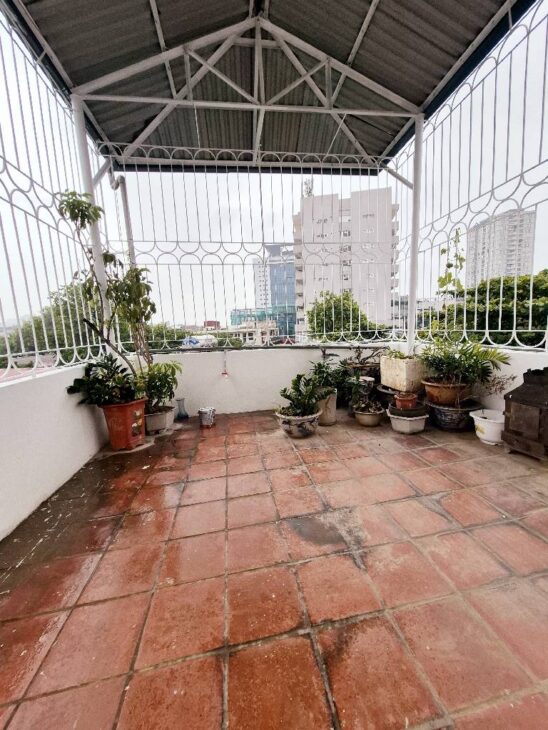 Bán nhà Trường Chinh, Đống Đa, 1 nhà ra ô tô, ngõ thông, 30m2, 7.7 tỷ(CTL)