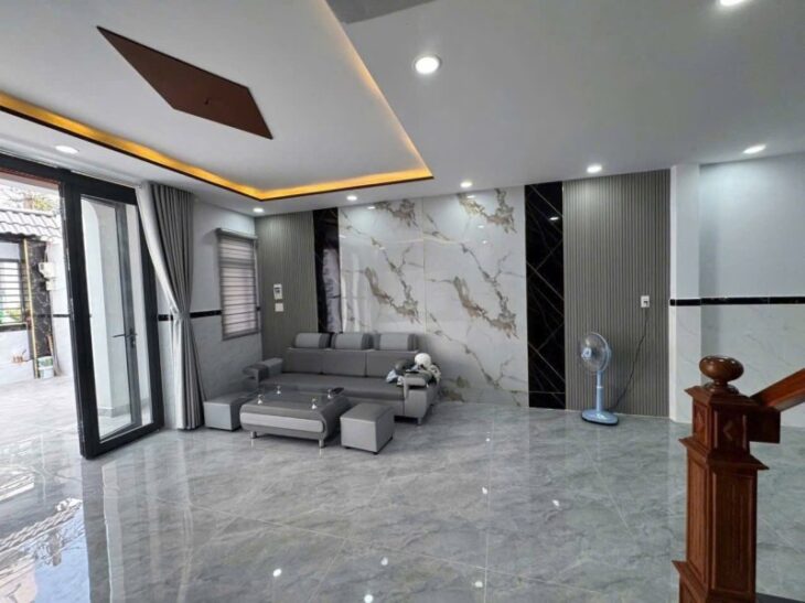 Bán nhà Bưng Ông Thoàn, Phước Long B, Q.9, TP HCM. DT 100m2, 2 tầng, 4PN, SH, 7.29 tỷ.