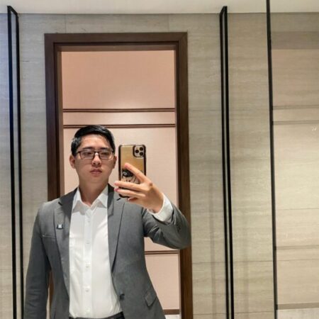 Bán Penhouse mặt tiền Nguyễn Hữu Thọ suất nhà báo, giá HĐ gốc có VAT 15,5 tỉ