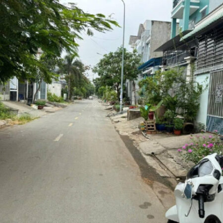 Bán nhà mặt tiền KDC hiện hữu, 3 tầng (5x21m) Bán nhà mặt tiền KDC hiện hữu, 3 tầng (5x21m)