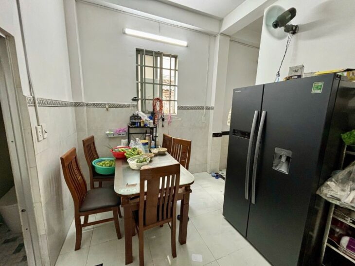 Bán nhà đường số 48 Hiệp Bình Chánh, Thủ Đức, TP HCM. DT 102m2, 2 tầng, 5PN, SH. Giá 6.1 tỷ.