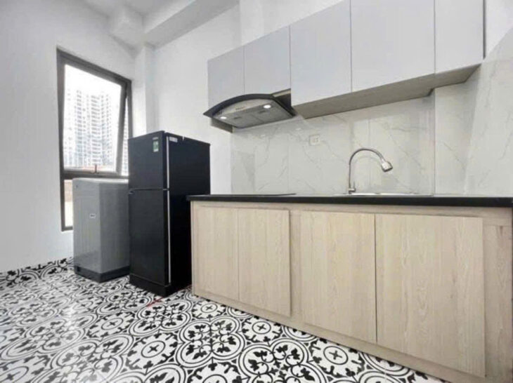 BÁN TÒA NHÀ HOÀNG CẦU, ĐỐNG ĐA – 110M x 9T THANG MÁY – MT 6.1M – DÒNG TIỀN 250TR/TH