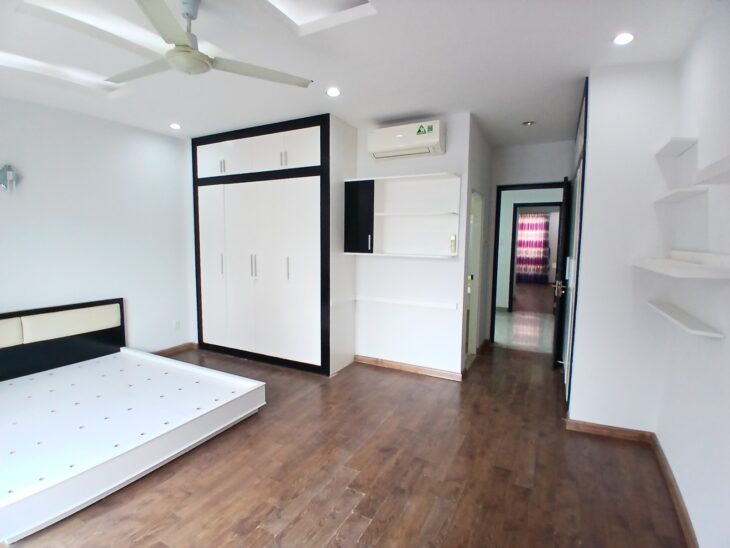 + HẺM XE TẢI – P.12 TÂN BÌNH – NỘI THẤT TIỀN TỶ CAO CẤP NHẬP KHẨU – DT 5m x 20m – 4 TẦNG BTCT