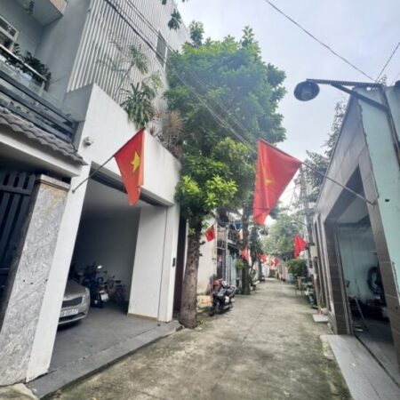 Biệt thự Mini, gần Lê Văn Chí, Linh Trung, Thủ Đức, 210m2 – Giá tốt. Biệt thự Mini, gần Lê Văn Chí, Linh Trung, Thủ Đức, 210m2 – Giá tốt.