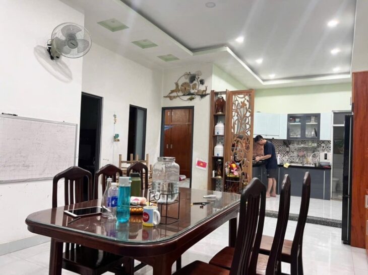 Biệt thự Mini, gần Lê Văn Chí, Linh Trung, Thủ Đức, 210m2 – Giá tốt.