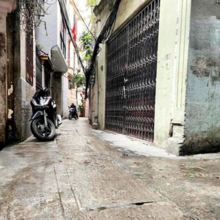 BÁN NHÀ PHỐ NGUYỄN VĂN HUYÊN, NHÀ DÂN XÂY, LÔ GÓC, GẦN PHỐ – 5T, 70M2, 15.5 TỶ