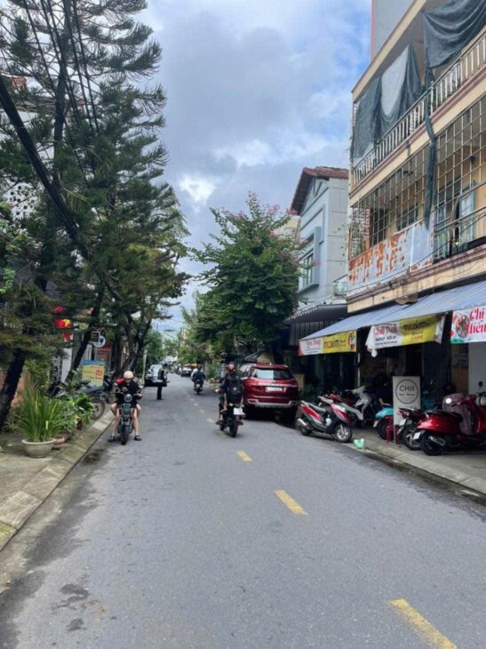 ► Mặt Tiền Hải Hồ, gần Chợ Đống Đa, 102m2, ngang 6.7m, 3 tầng kiên cố, kinh doanh, 9.x tỷ