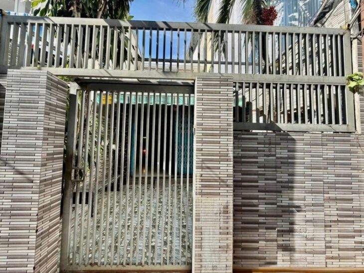 ► Nhà kiệt thông gần MT Hải Phòng đối diện Ga Tàu, 88m2, 2 tầng, 3PN, nhơn 4 tỷ