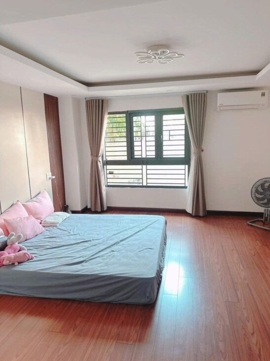 ► Nhà kiệt nhựa có lề, Thi Sách, gần Cổng Sân Bay, 65m2, 3 tầng kiên cố, 6.x tỷ