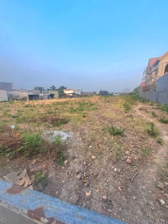 Bán nhà mặt phố Xuân Thới 2, Hóc Môn. DT: 1350m2, SHR, Giá: 25 tỷ.