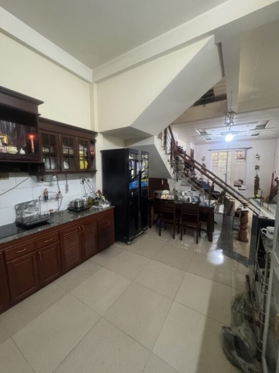 # Góc MT Ỷ Lan Nguyên Phi, Đường 7.5m khu Chợ Hòa Cường, 140m2, ngang 16m KD