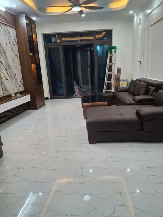 BÁN NHÀ ĐƯỜNG XỐM 40MX5 TẦNG, 2 THOÁNG NHÀ MỚI ĐẸP, GẦN CHỢ, GẦN TRƯỜNG, KHU VỰC ĐÀU TƯ SINH LỜI